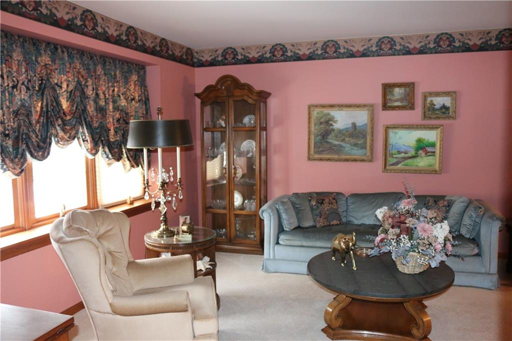 133 Kaye Circle Beaver, PA 15009 - Photo 8 of 17