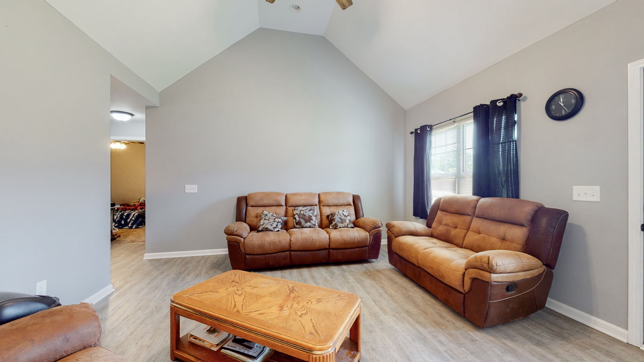 319 Scattersville Road Portland, TN 37148 - Photo 8 of 40 a living room with furniture