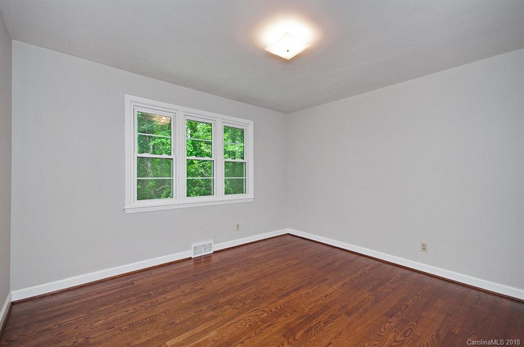 10 Amherst Road Asheville, NC 28803 - Photo 11 of 16 Gallery Image 11