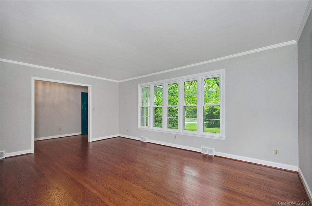 10 Amherst Road Asheville, NC 28803 - Photo 4 of 16 Gallery Image 4