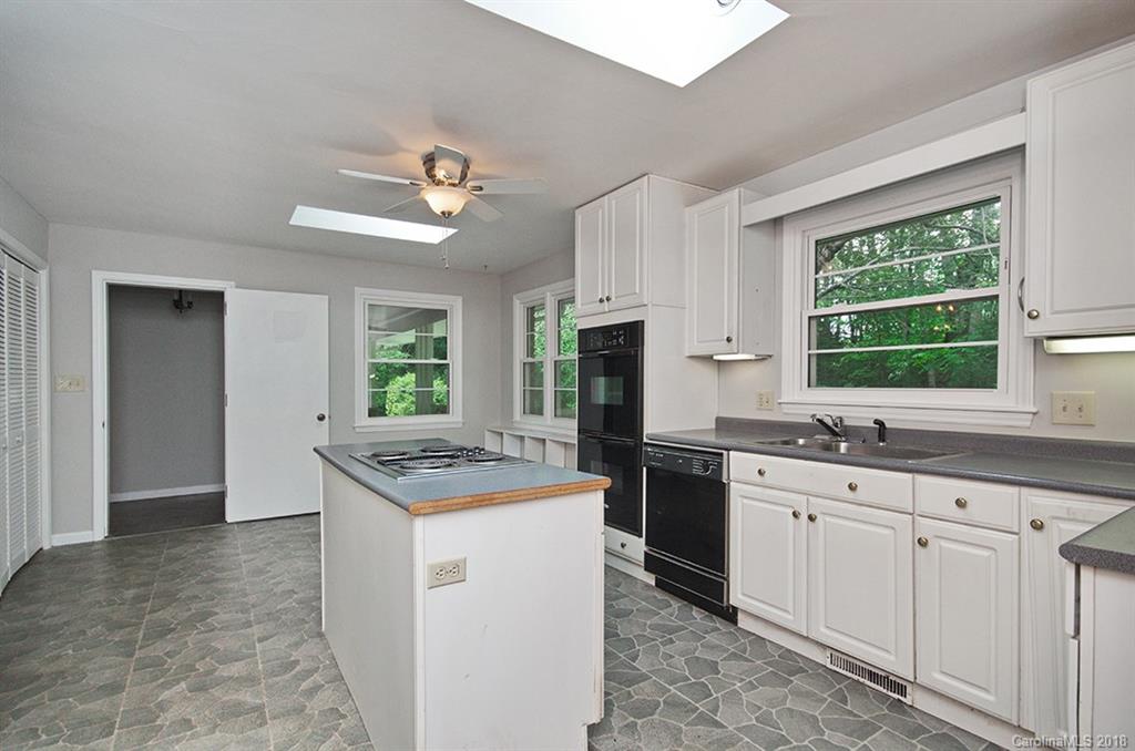 10 Amherst Road Asheville, NC 28803 - Photo 6 of 16 Gallery Image 6