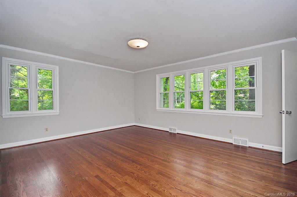 10 Amherst Road Asheville, NC 28803 - Photo 9 of 16 Gallery Image 9