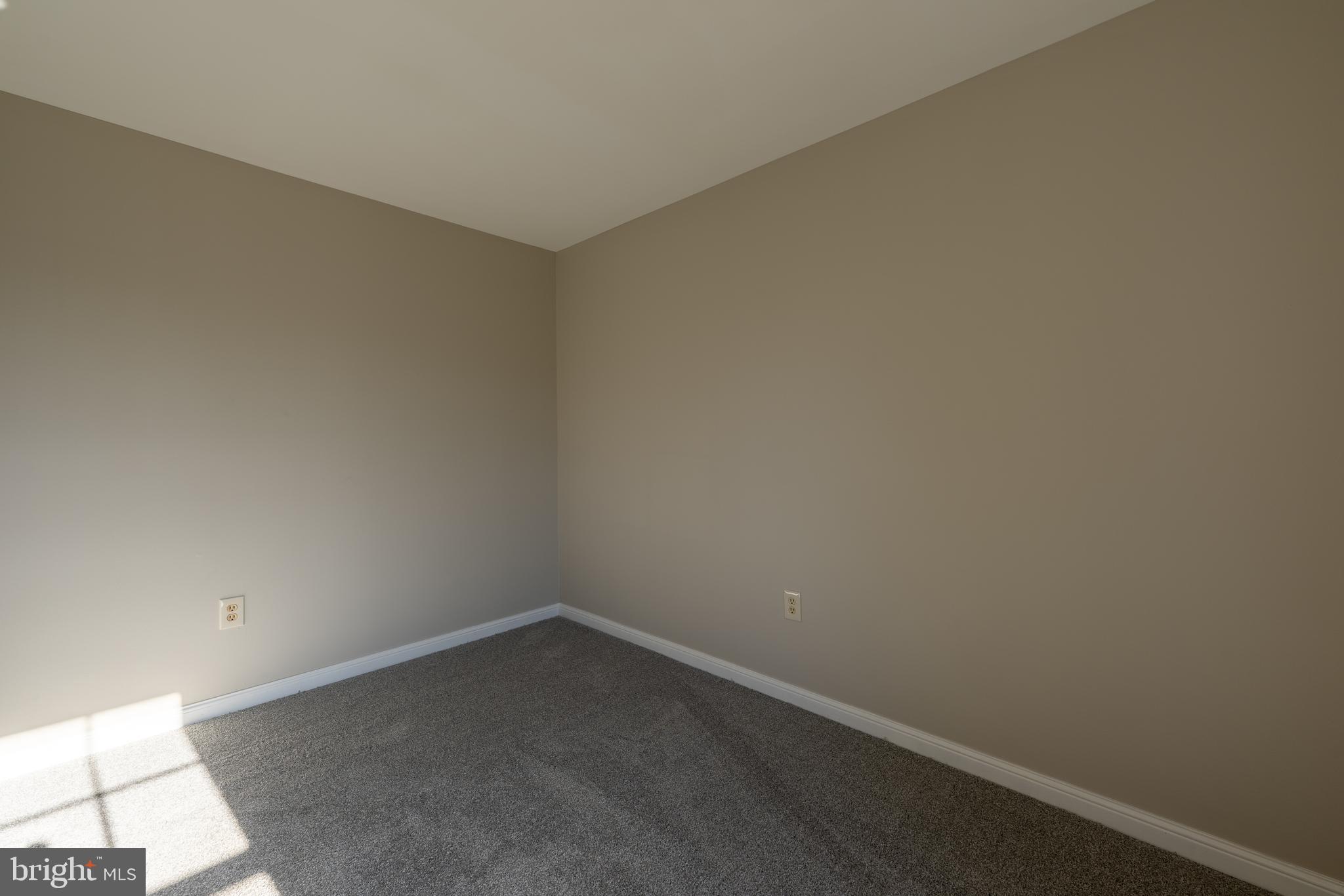 75 Midland Drive Newark, DE 19713 - Photo 17 of 38