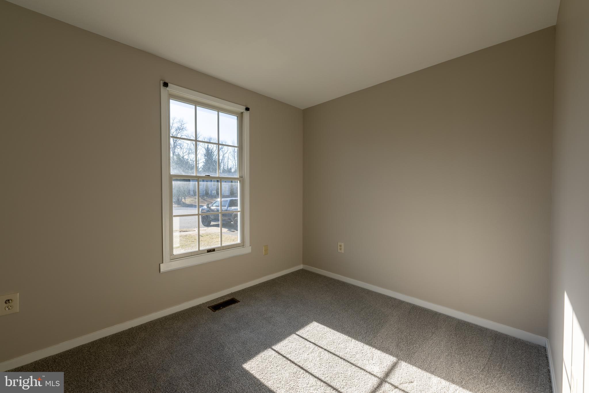 75 Midland Drive Newark, DE 19713 - Photo 18 of 38