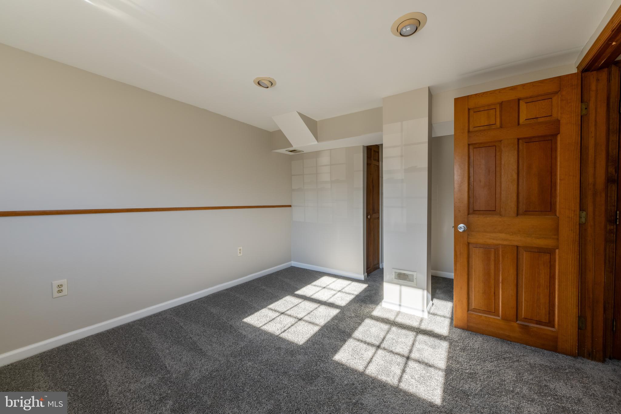 75 Midland Drive Newark, DE 19713 - Photo 31 of 38