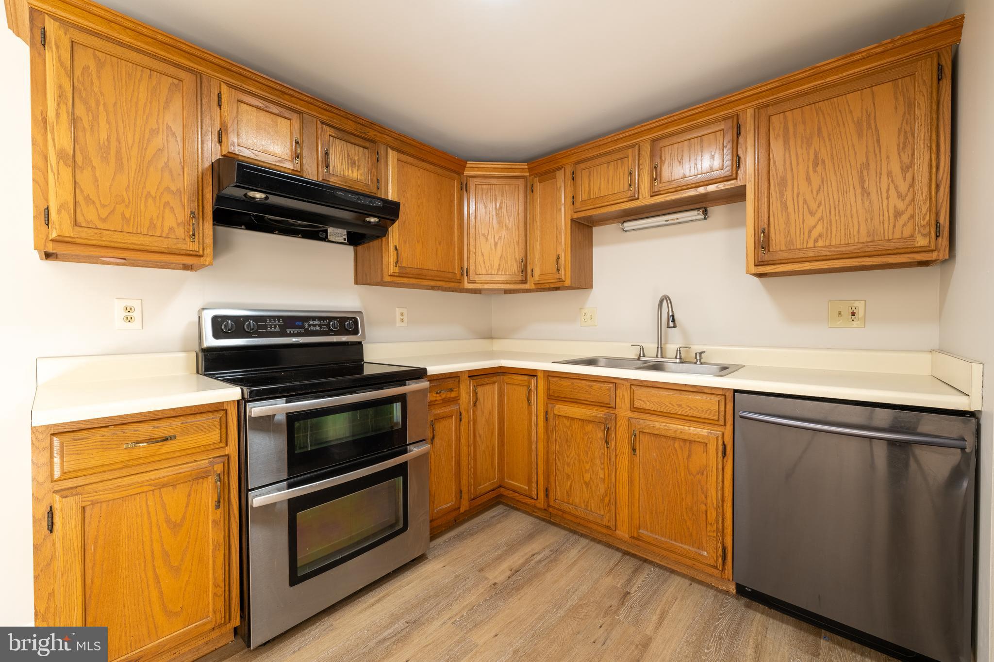 75 Midland Drive Newark, DE 19713 - Photo 9 of 38