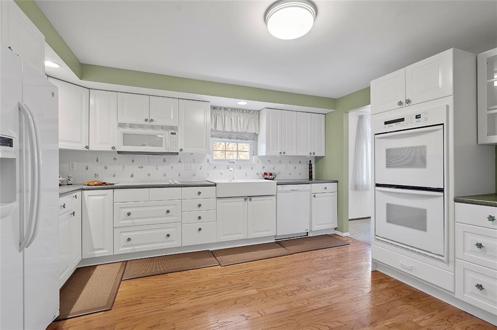 3167 Haberlein Road Gibsonia, PA 15044 - Photo 8 of 25 Gallery Image 8
