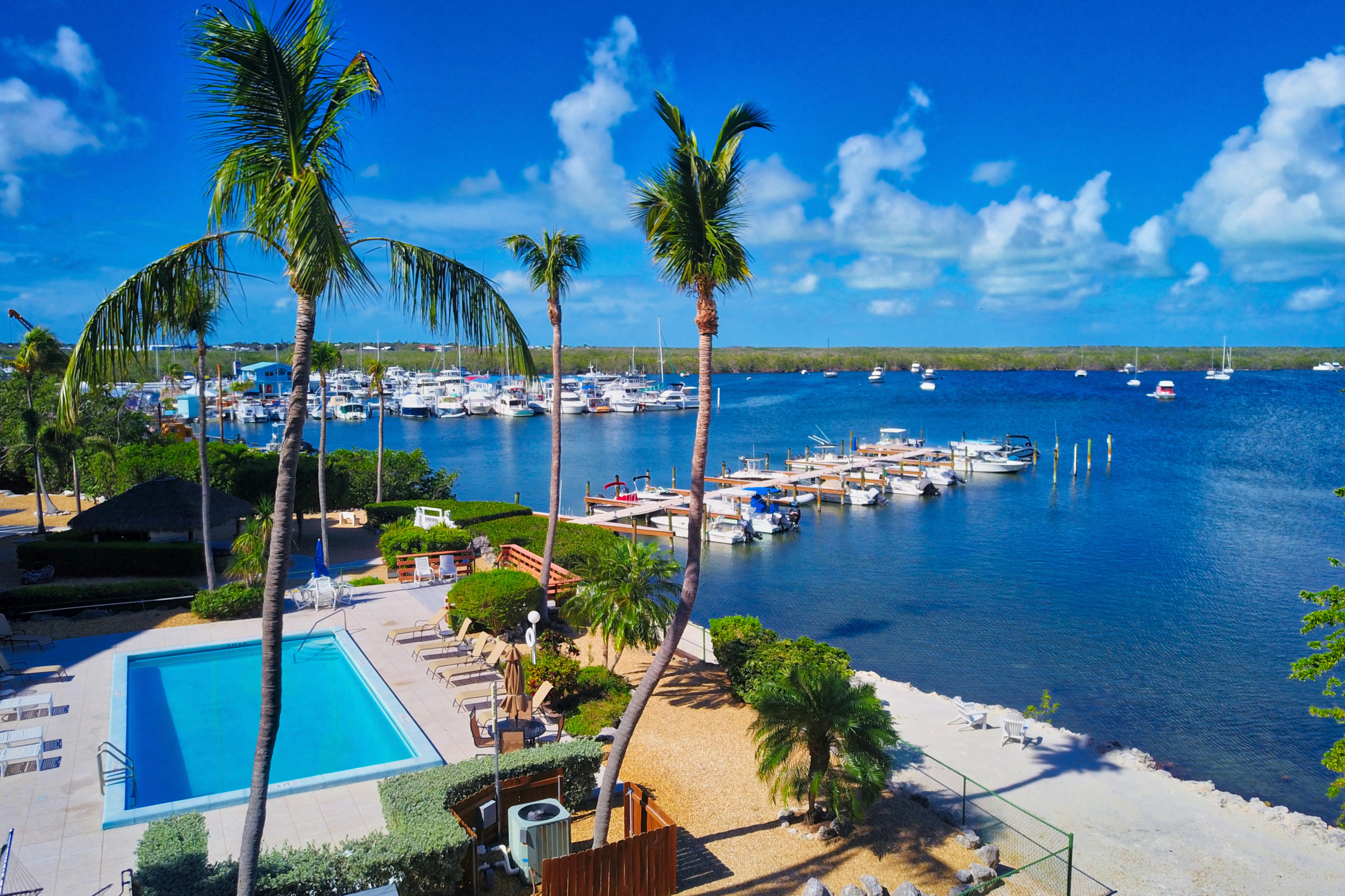 200 Harborview Drive, Unit PH 4 Tavernier, FL 33070 - Photo 3 of 33