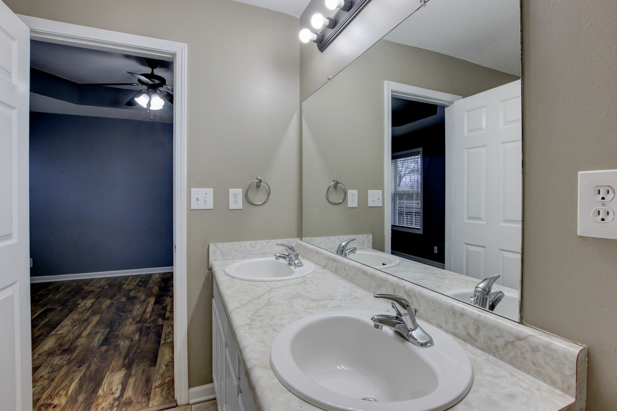 1897 Patton Road Clarksville, TN 37042 - Photo 19 of 35 Gallery Image 19
