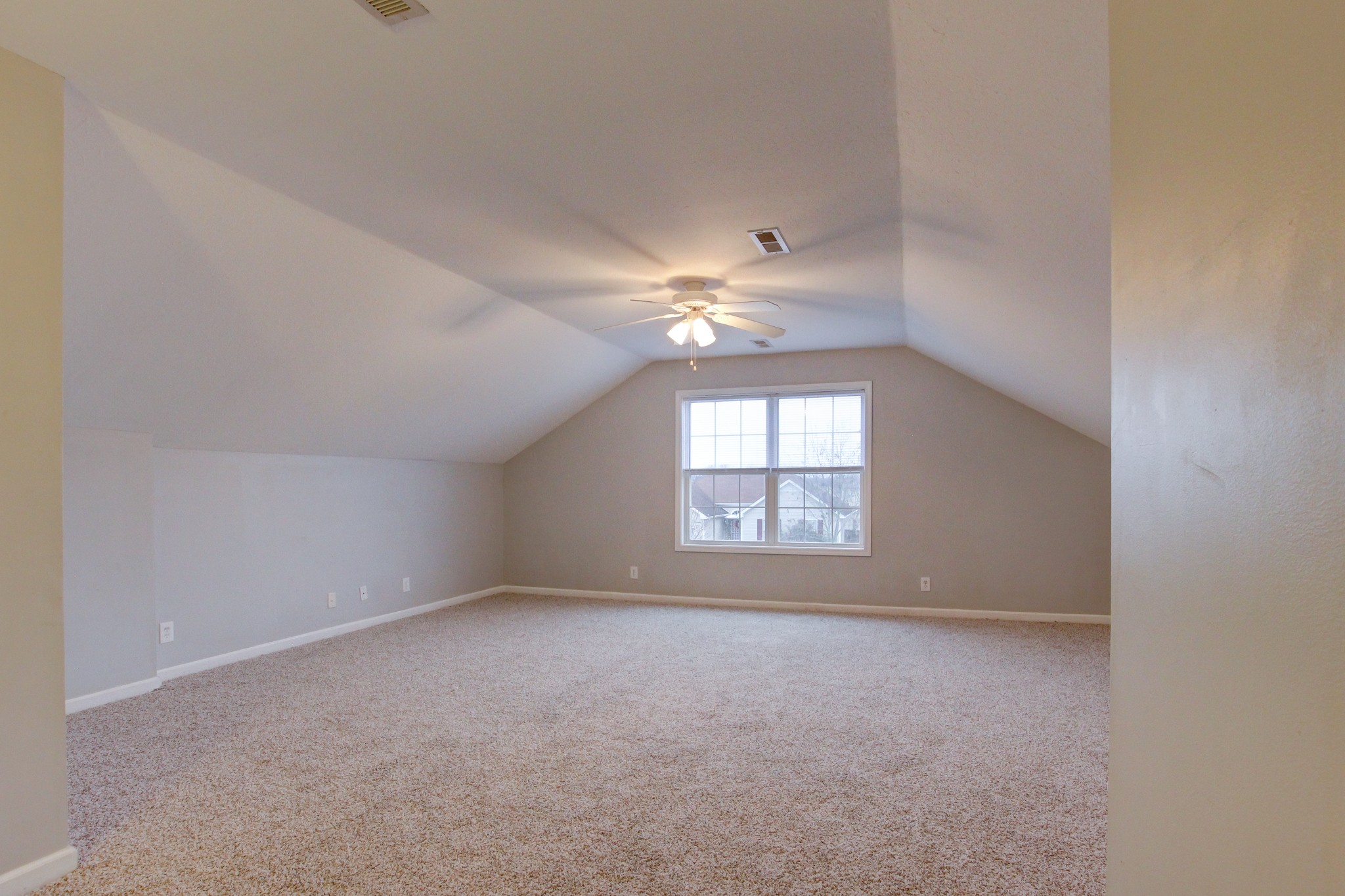 1897 Patton Road Clarksville, TN 37042 - Photo 28 of 35 Gallery Image 28
