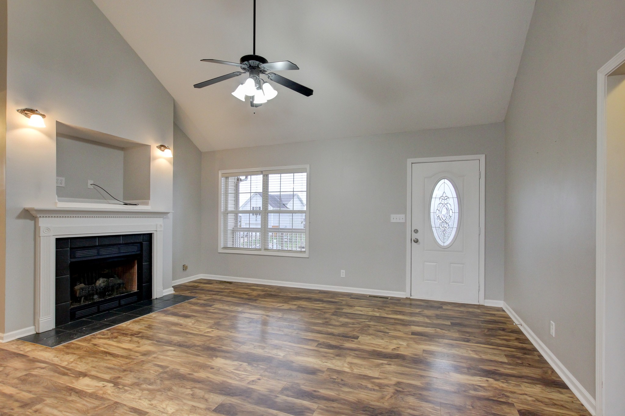 1897 Patton Road Clarksville, TN 37042 - Photo 8 of 35 Gallery Image 8