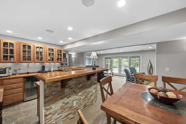 $1,250,000 | 48020 Ridge Road, Grand Beach, MI 49117
