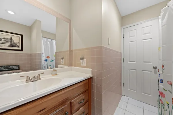 $1,250,000 | 48020 Ridge Road, Grand Beach, MI 49117