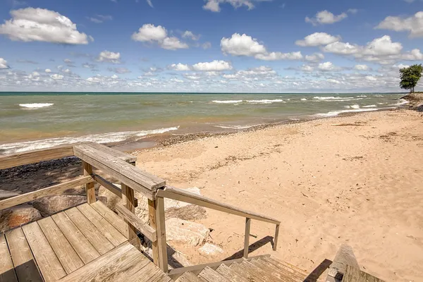 $1,250,000 | 48020 Ridge Road, Grand Beach, MI 49117