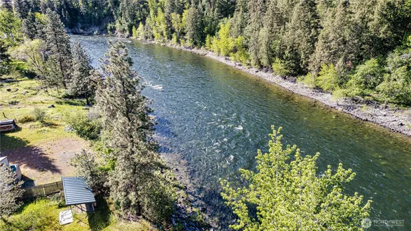 $455,000 | 8829 Josephine Avenue, Dryden, WA 98821