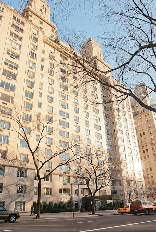 880 5th Avenue, Unit 1J Manhattan, NY 10021 - Photo 9 of 12 front view of a building