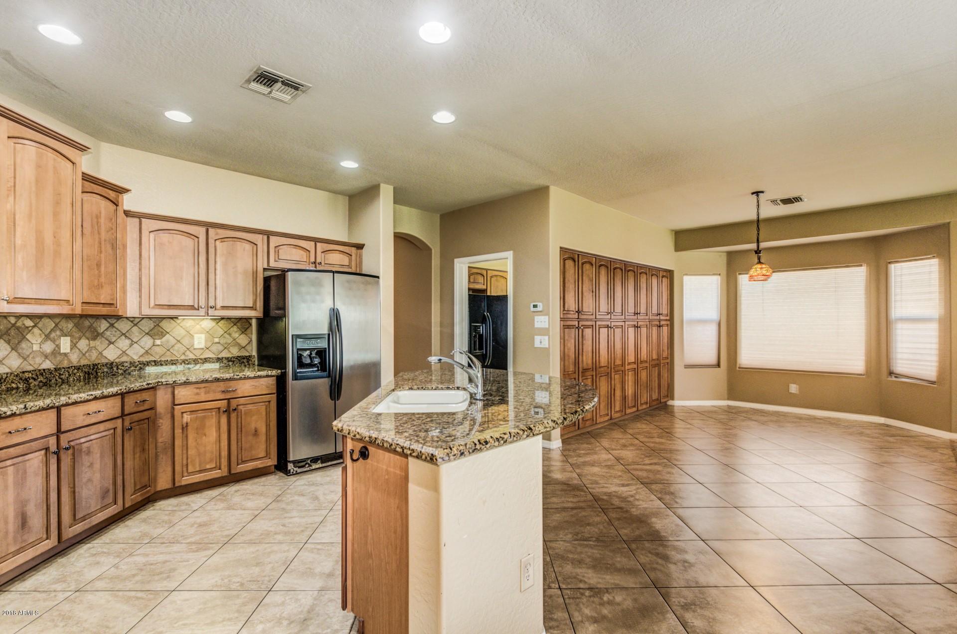 3497 East Blue Ridge Place Chandler, AZ 85249 - Photo 7 of 22 Kitchen