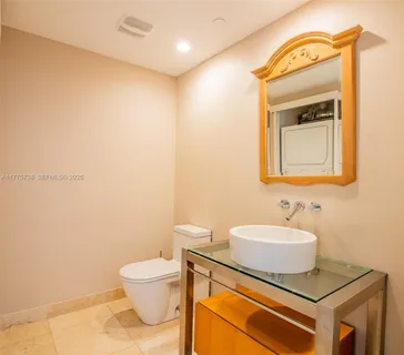 $1,050,000 | 6000 Indian Creek Drive, Unit 11A, Miami Beach, FL 33140