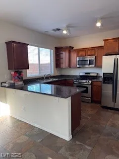 $2,000 | 8870 South Carradori Avenue, Las Vegas, NV 89148