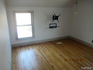 10385 Roxbury Street Detroit, MI 48224 - Photo 13 of 15 3.png