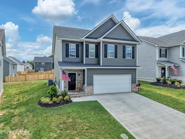 $390,000 | 7707 Honey Oaks Road, Corryton, TN 37721