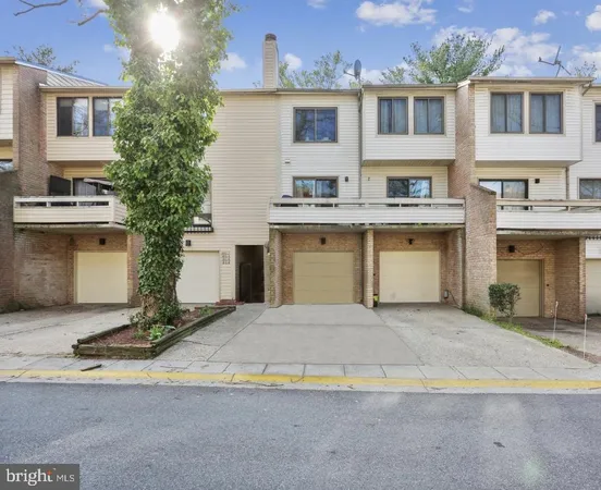 $2,878 | 18616 Pier Point Place, Gaithersburg, MD 20886