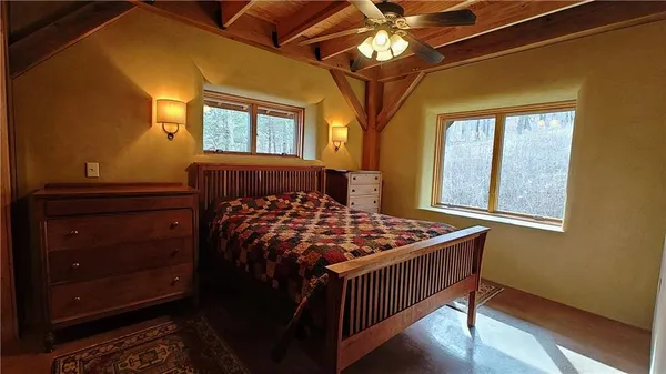 $699,000 | 3395 Buck Creek Road, Perry, KS 66073