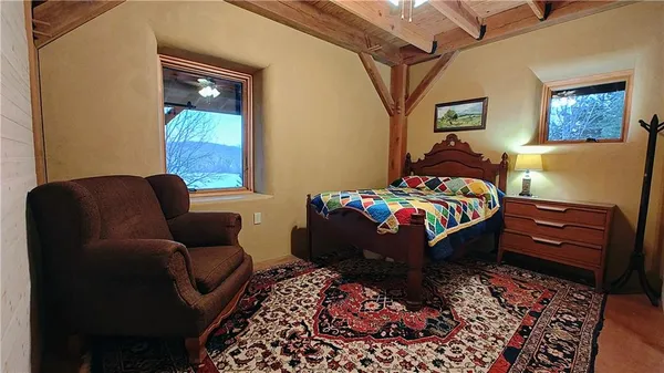 $699,000 | 3395 Buck Creek Road, Perry, KS 66073