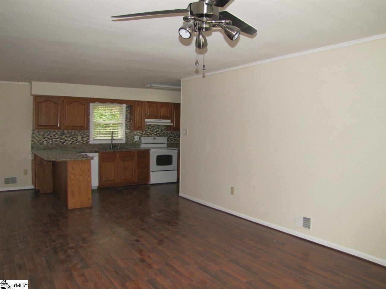 120 Reedy Street Roebuck, SC 29376 - Photo 4 of 26 Gallery Image 4