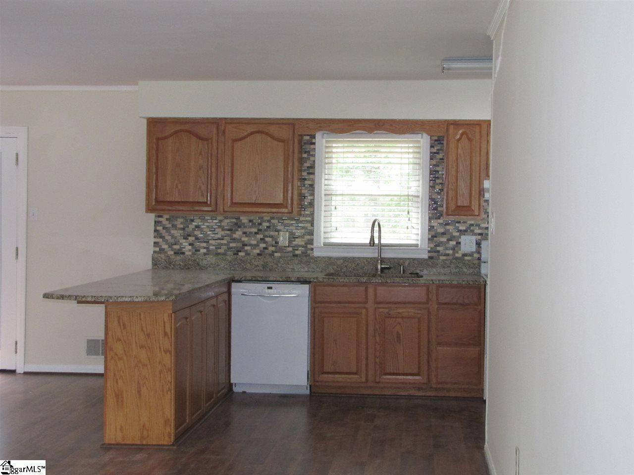 120 Reedy Street Roebuck, SC 29376 - Photo 8 of 26 Gallery Image 8