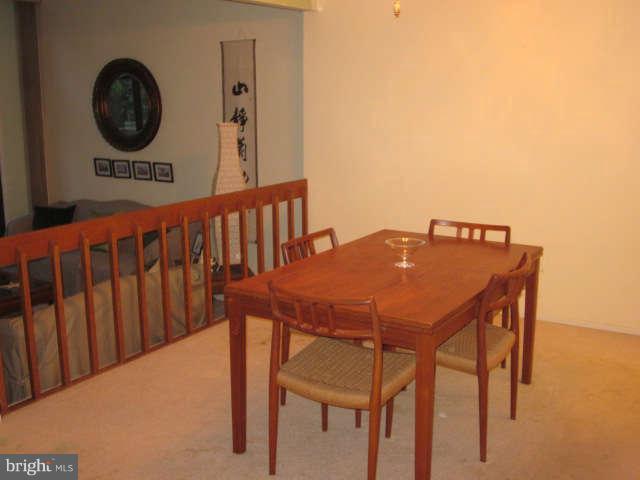 1553 Scandia Circle Reston, VA 20190 - Photo 3 of 18 Dining Room