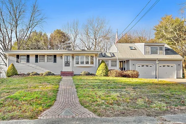 $709,900 | 8 Quaker Circle, Pembroke, MA 02359
