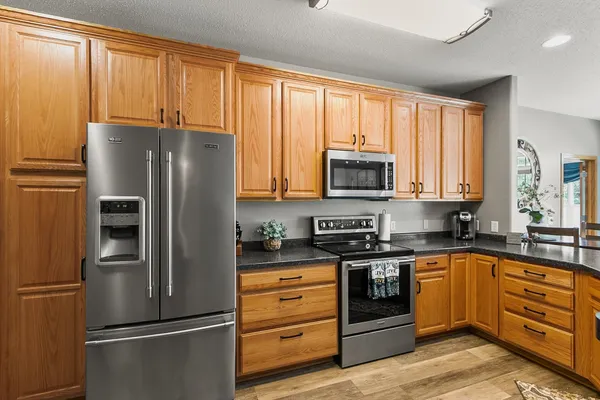 $419,900 | W11549 Island View Court, Lodi, WI 53555