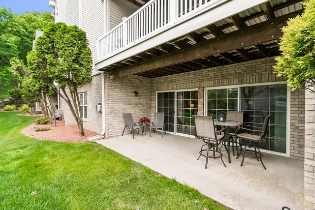 $445,000 | W11549 Island View Court, Lodi, WI 53555