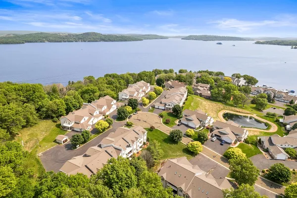 $419,900 | W11549 Island View Court, Lodi, WI 53555