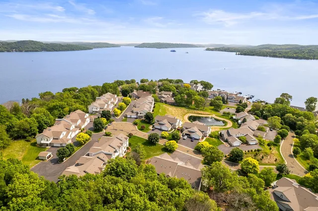 $445,000 | W11549 Island View Court, Lodi, WI 53555