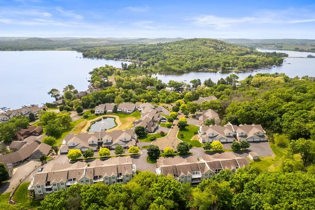 $445,000 | W11549 Island View Court, Lodi, WI 53555