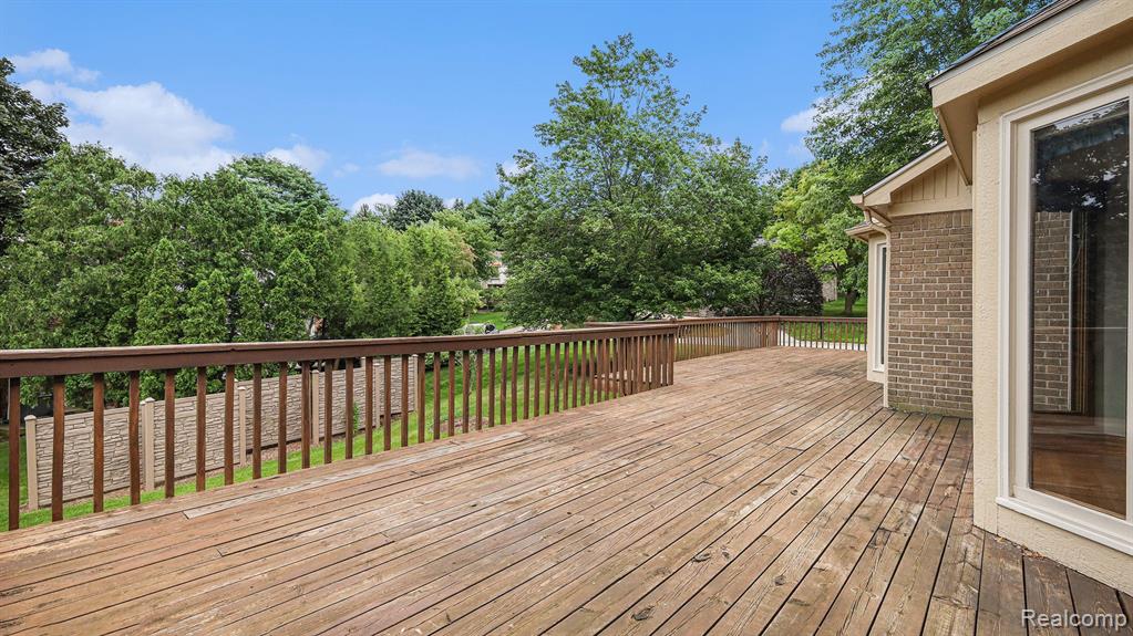 926 Stanford Circle Rochester Hills, MI 48309 - Photo 31 of 46