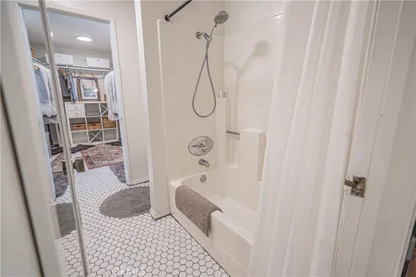 $420,000 | 2402 Pleasant Way, Unit H, Thousand Oaks, CA 91362