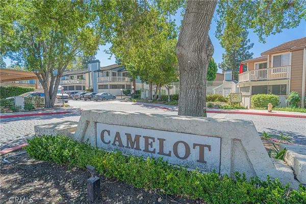 $420,000 | 2402 Pleasant Way, Unit H, Thousand Oaks, CA 91362