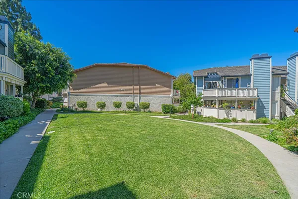 $420,000 | 2402 Pleasant Way, Unit H, Thousand Oaks, CA 91362