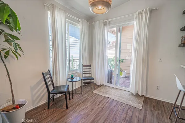 $420,000 | 2402 Pleasant Way, Unit H, Thousand Oaks, CA 91362