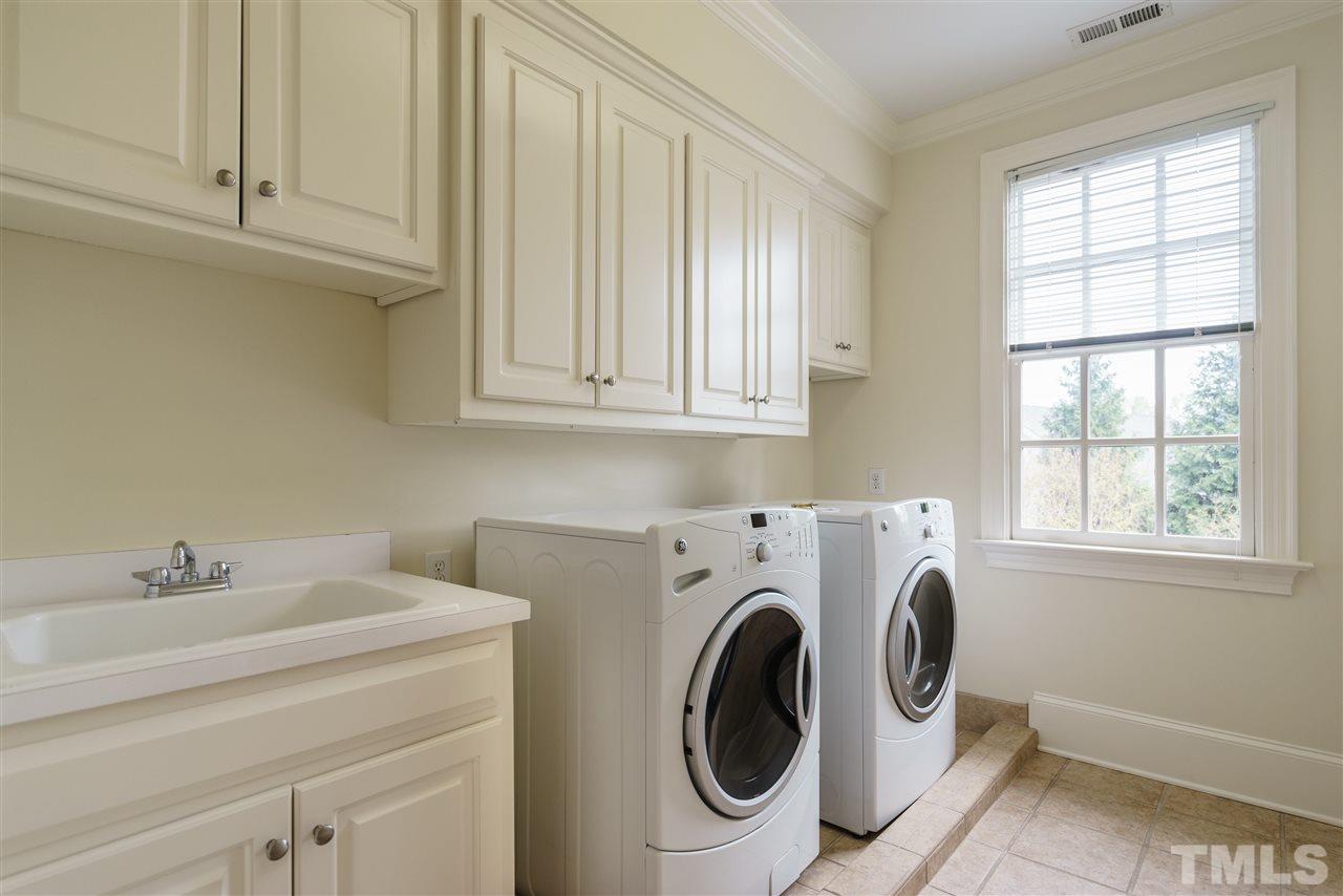 400 Scotland Street Raleigh, NC 27609 - Photo 17 of 25