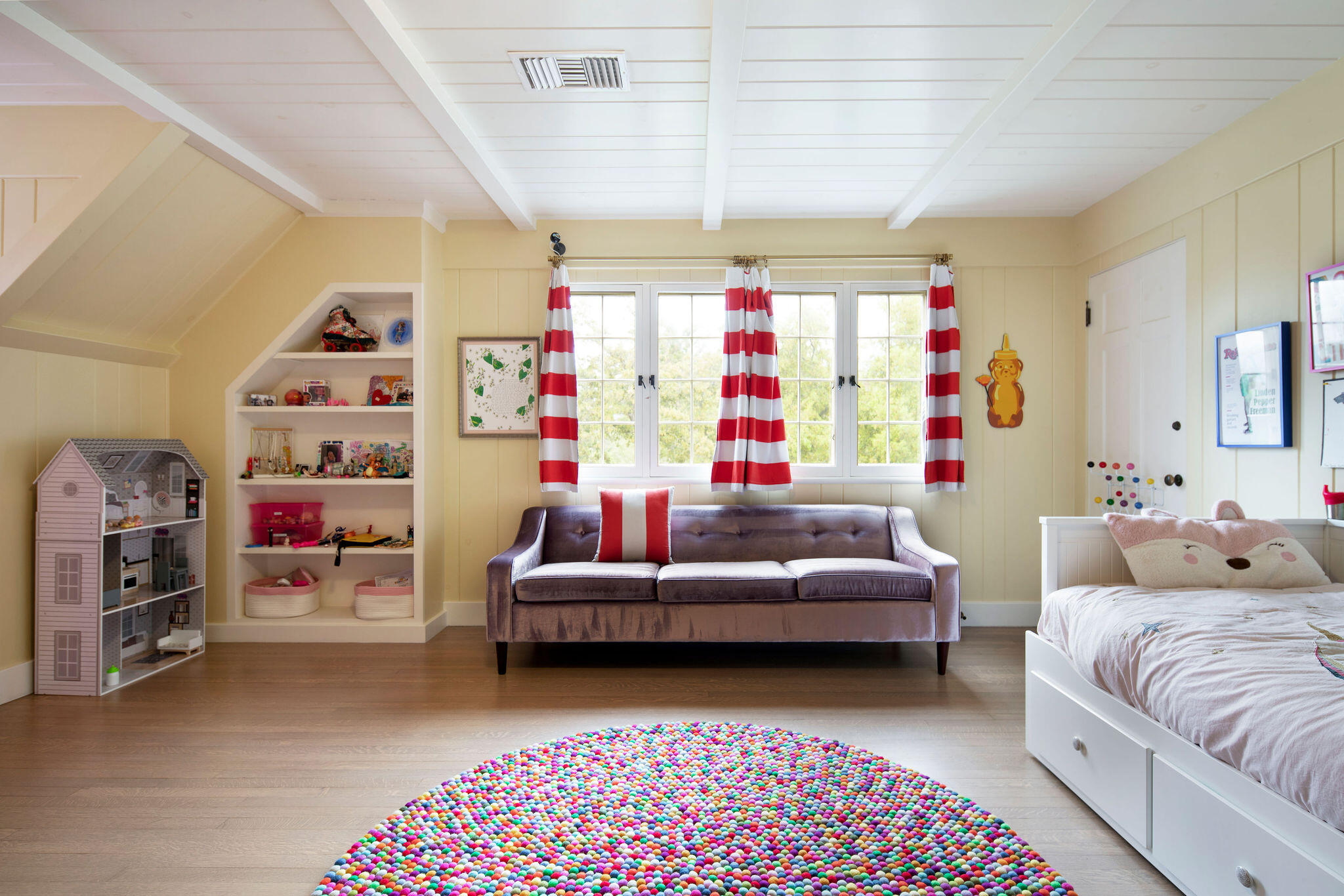 0 San Antonio Street Ojai, CA 93023 - Photo 27 of 73 a bedroom with bed and a couch