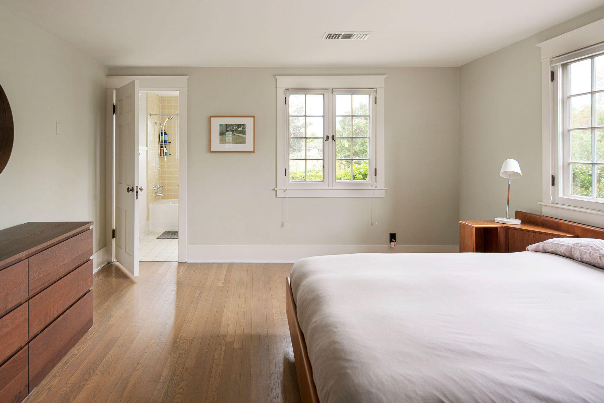 0 San Antonio Street Ojai, CA 93023 - Photo 48 of 73 a bedroom with a bed and wooden floor