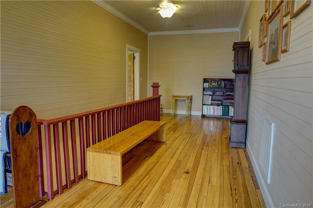 2425 Chesnee Road Columbus, NC 28722 - Photo 19 of 35 a balcony with wooden floor