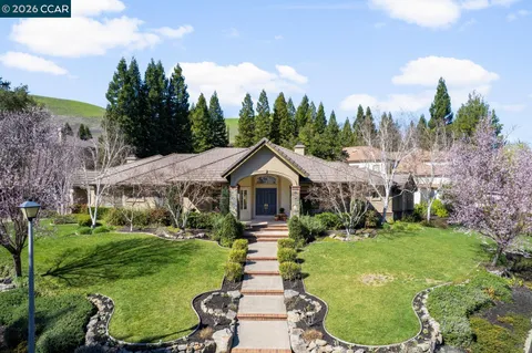 $2,998,000 | 20 Timberview Court, Danville, CA 94506