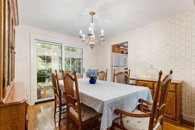 22 Marrett Road Burlington, MA 01803 - Photo 9 of 34