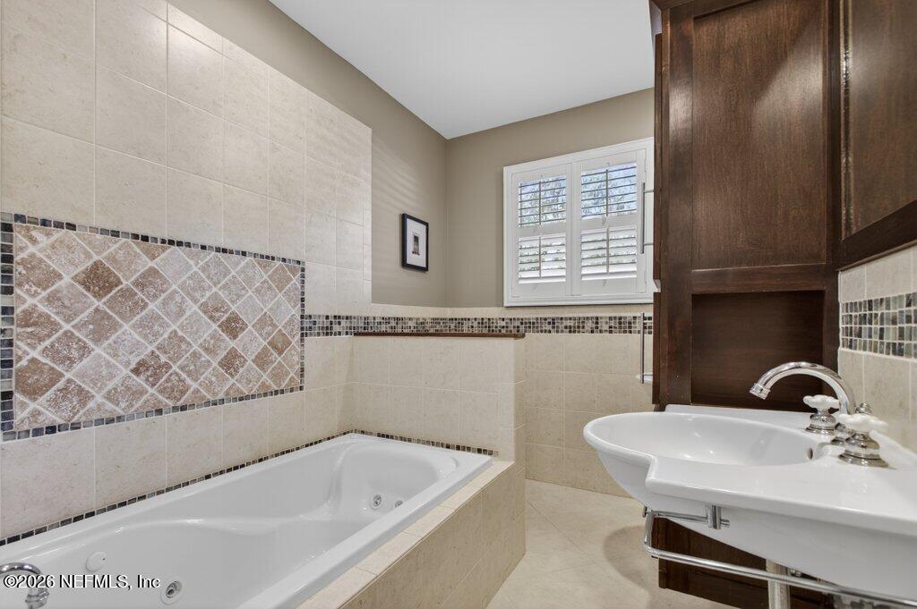 8349 Kim Road Jacksonville, FL 32217 - Photo 45 of 73 Bath 2