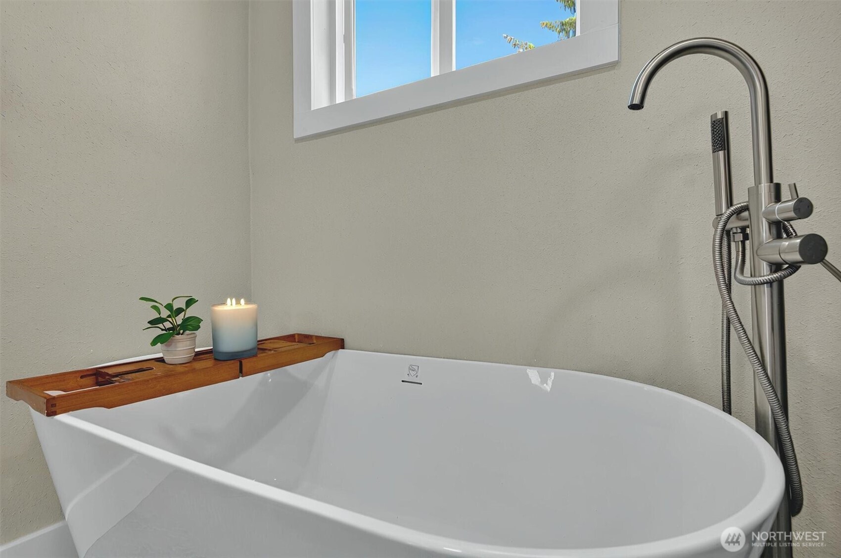 3330 Olive Way Longview, WA 98632 - Photo 14 of 32